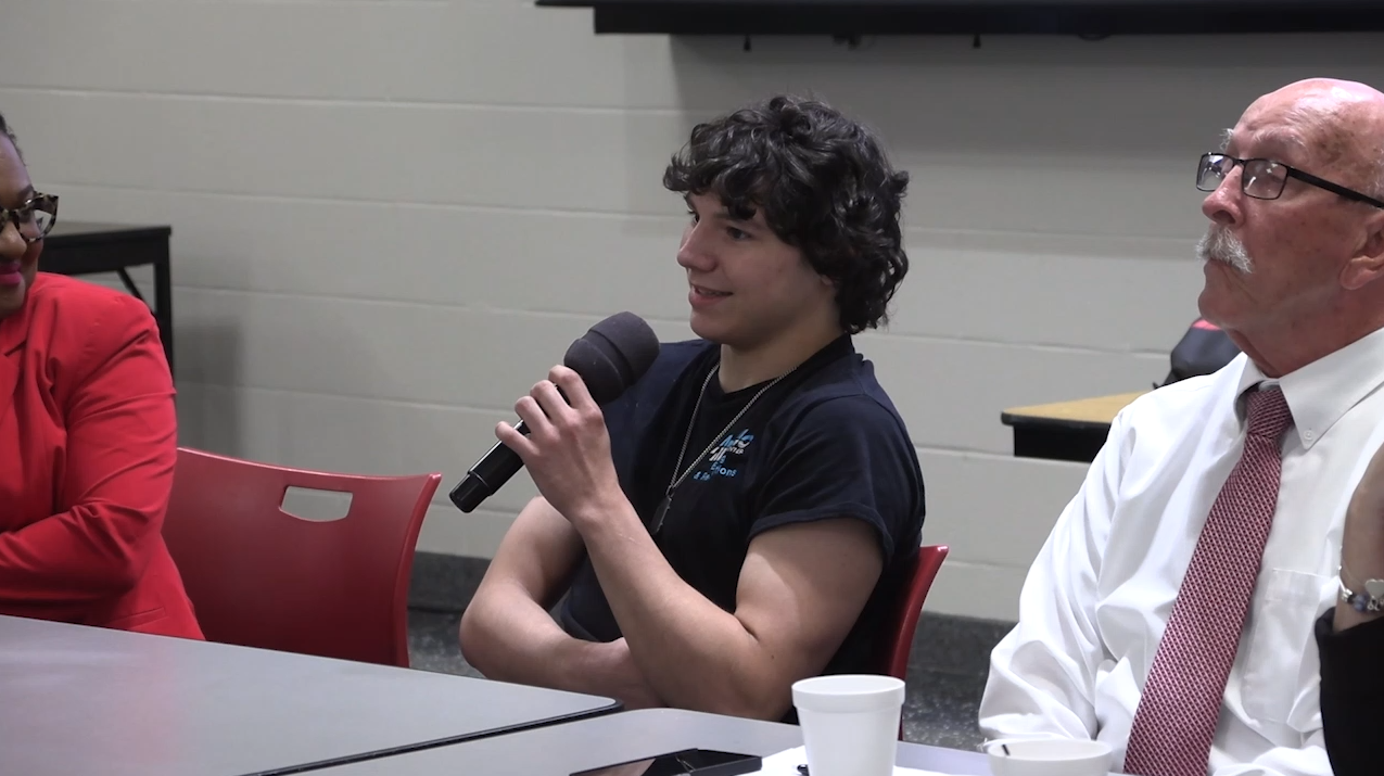 Lima city officials bring government to students at Apollo Career Center